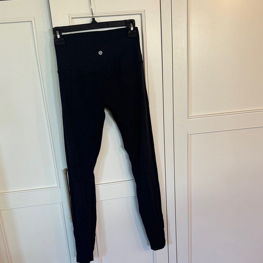 Unique Lululemon Black High-Rise Leggings with shiny detail pattern - Picture 2 of 4